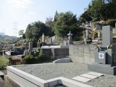 京田辺市にあるお墓、多々羅住建寺墓地
