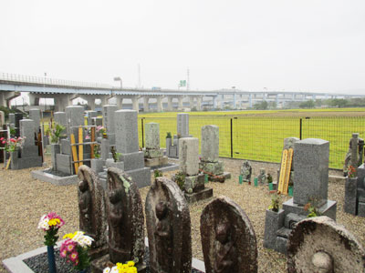 京都市伏見区にあるお墓、際目町墓地